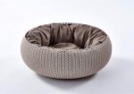 Gyvūnų guolis „CURVER” 54x54x19 cm, smėlio spalvos.