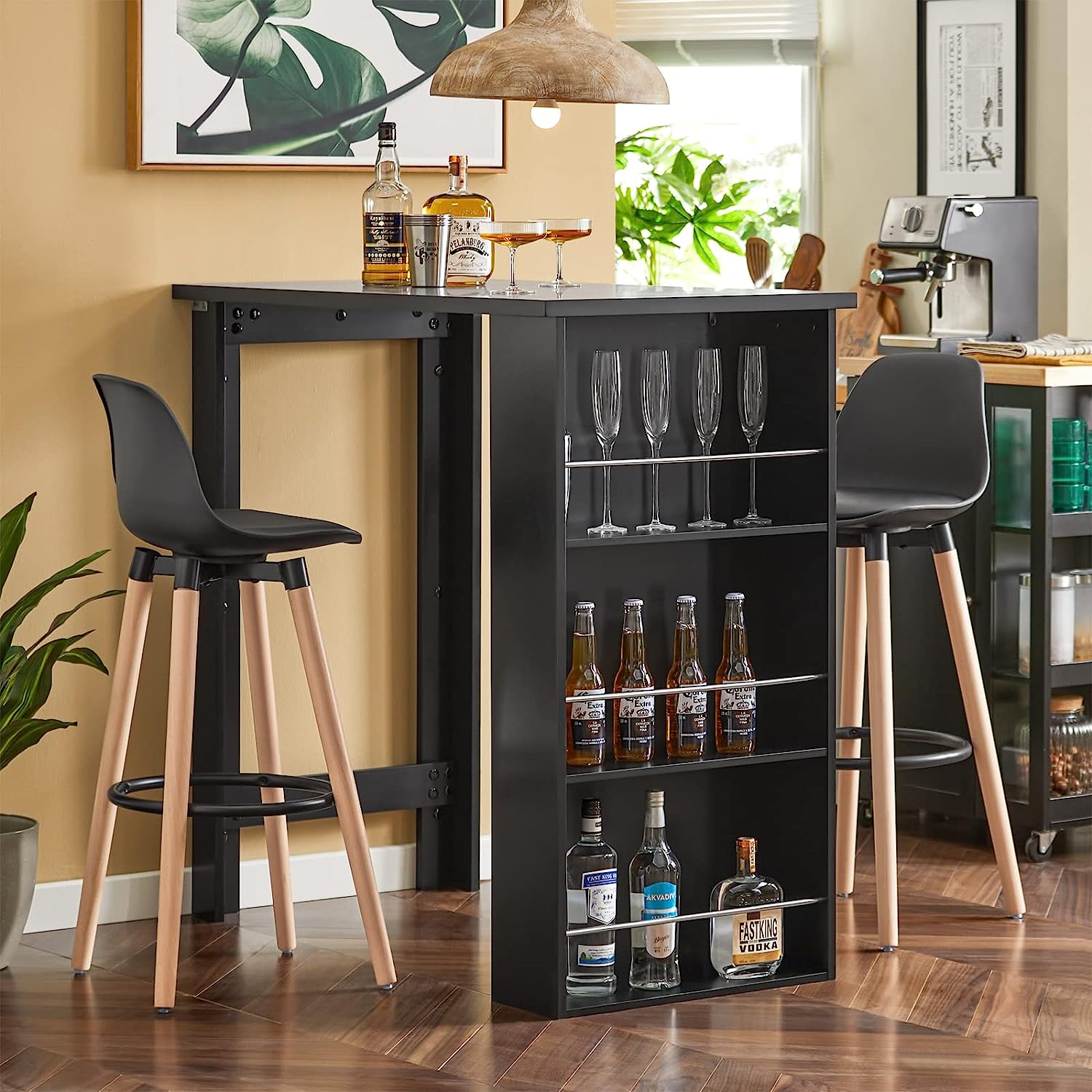 Valgomasis/ baro stalas su 3 pakopų laikymo lentyna.