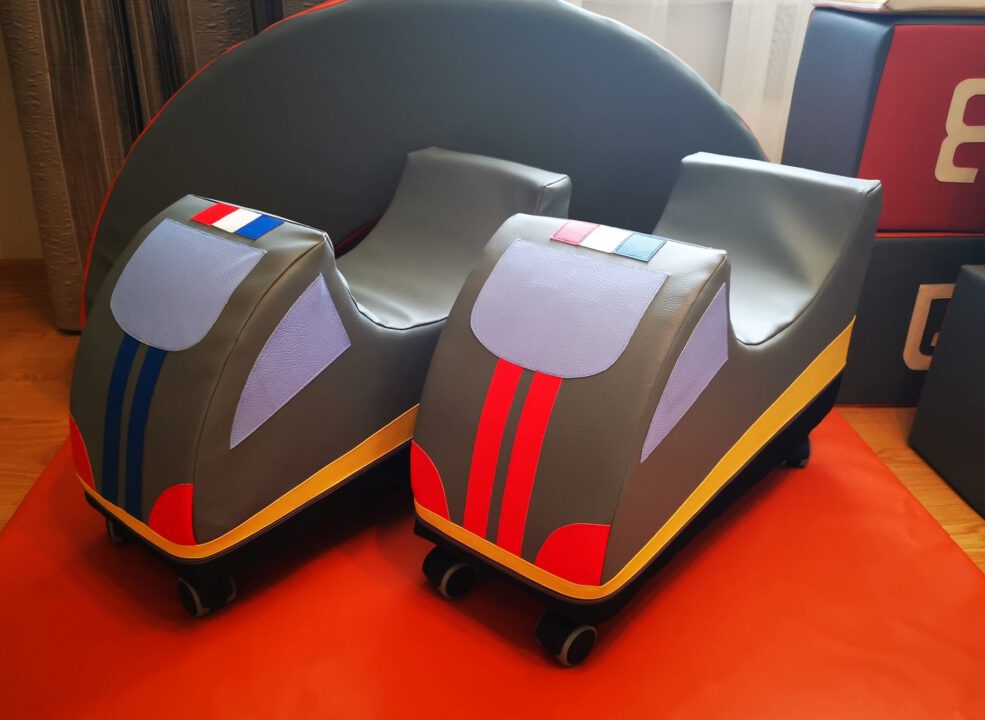 Mašinytė – paspirtukas Kabrioletas