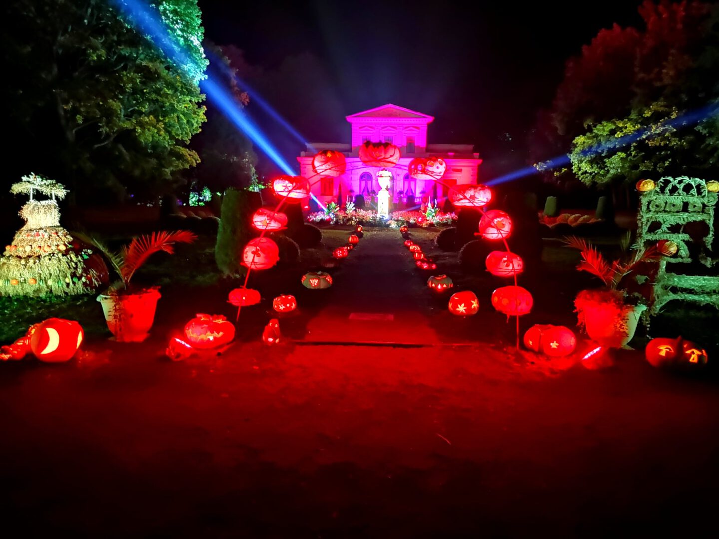 Magiškas žibintų – moliugų festivalis 2023, Švėkšnoje!