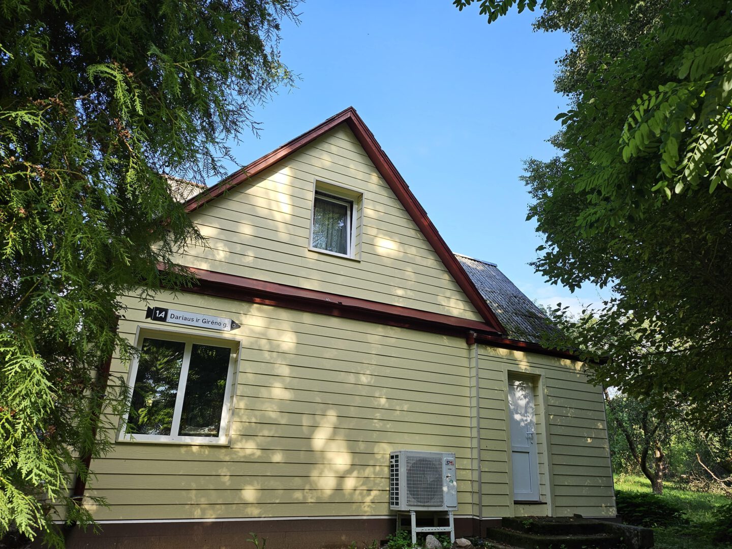 IŠNUOMOJAMA SODYBA ZARASŲ MIESTE