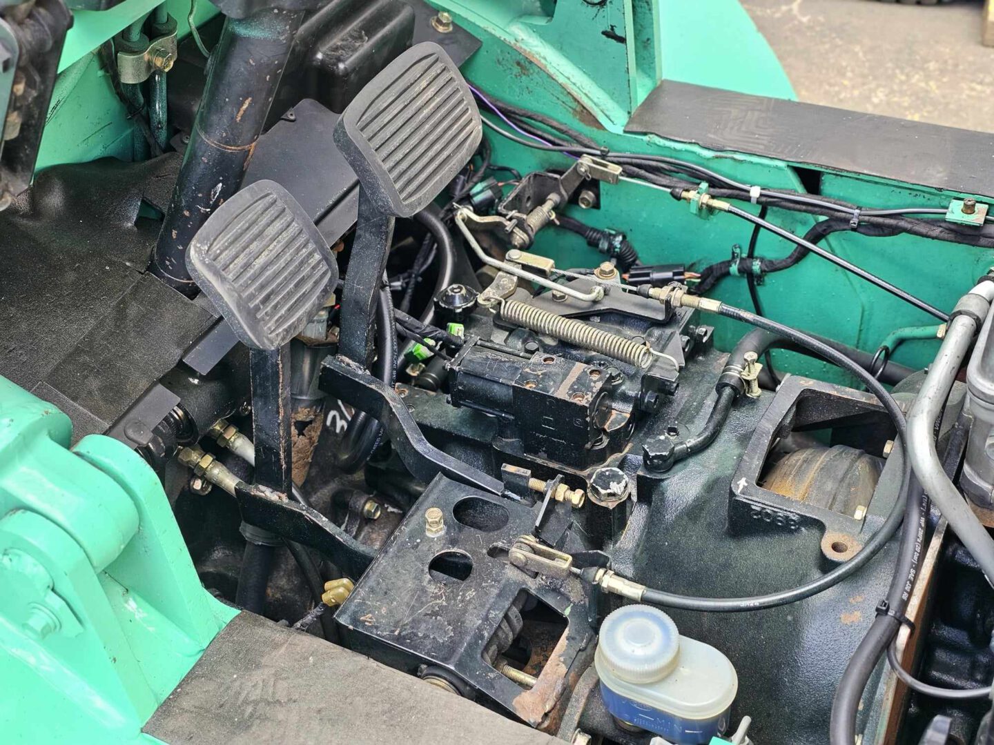 Mitsubishi HAMECH FB30, šakiniai krautuvai