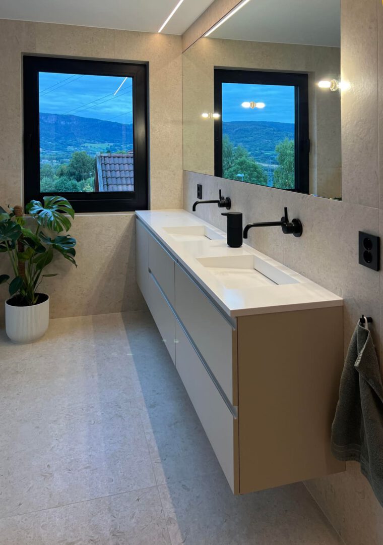 Virtuvės, biuro, miegamojo, jaunuolio, svetainės, prieškambario baldai, spintos, drabužinės, lentynos…