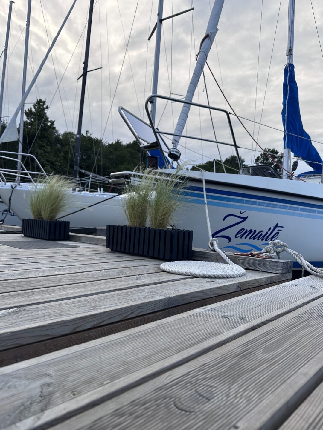 Jachta Žemaitė pasiplaukiojimas Platelių ežere