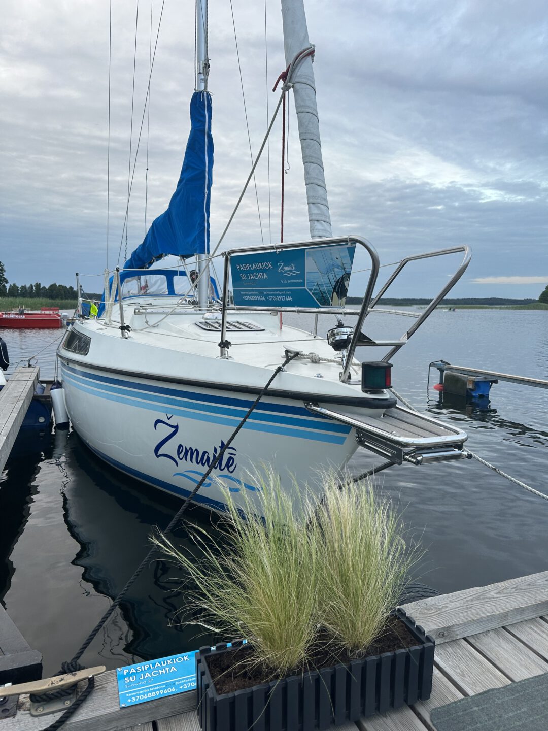 Jachta Žemaitė pasiplaukiojimas Platelių ežere