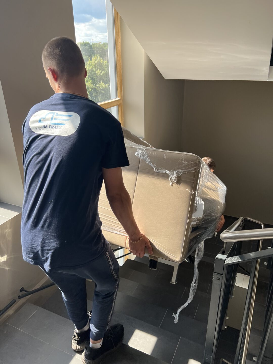 Pervežimas, Perkraustymo paslaugos ! Vilnius.