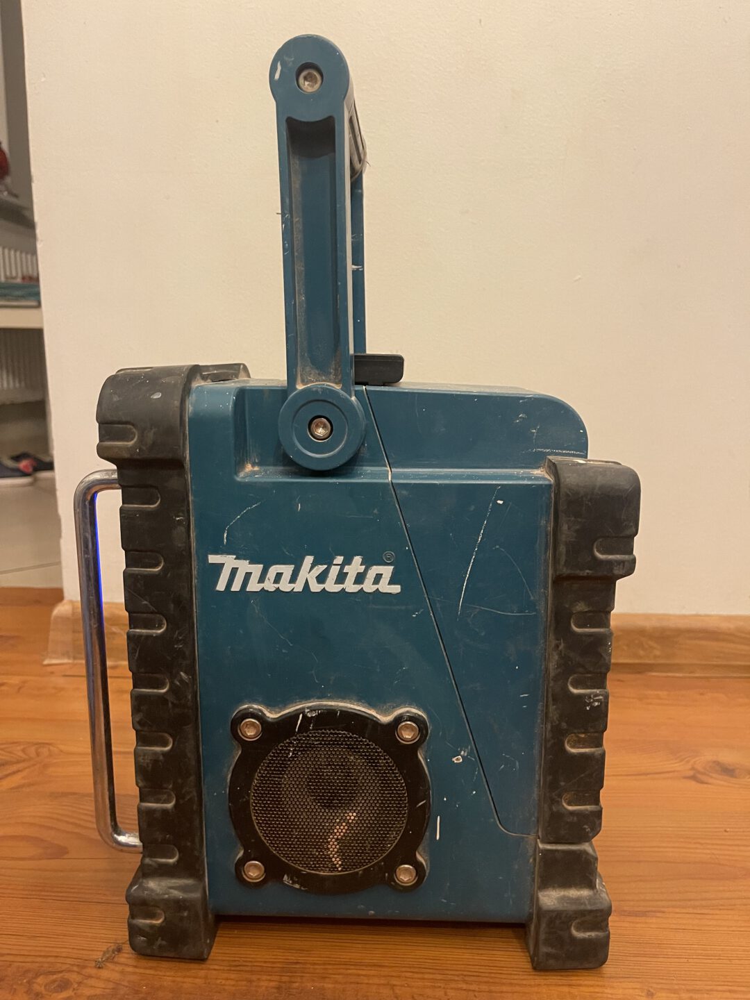 Makita BMR100