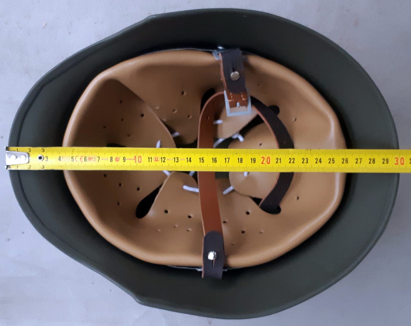 Vokiečių M35 Žalias Šalmas Plieninis Su Pošalmiu