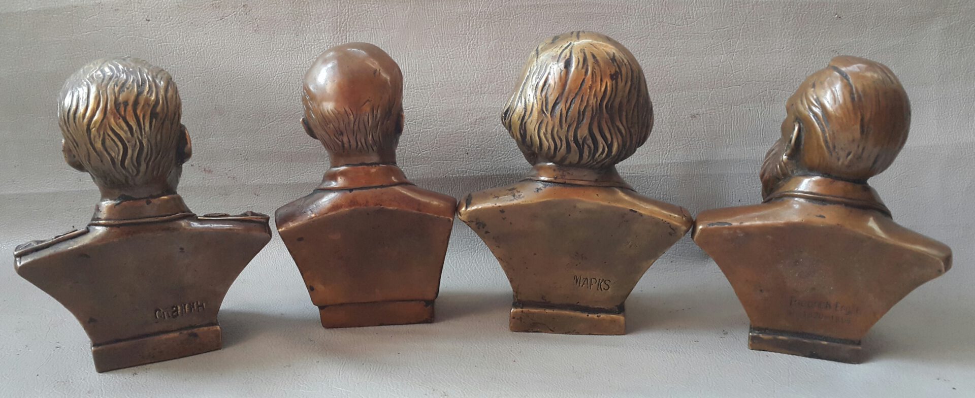 J. Stalino bronzinis biustas statula skulptūra