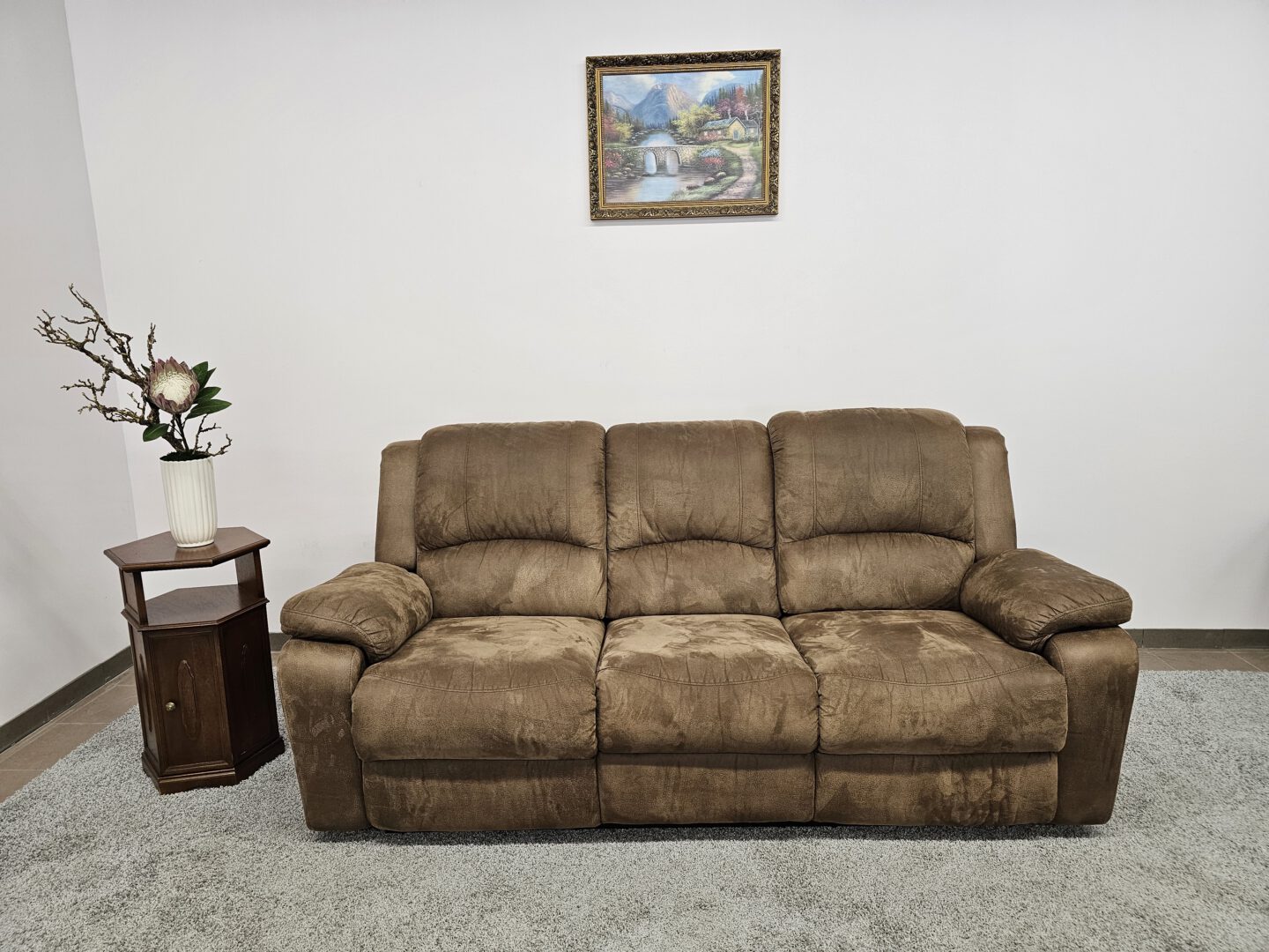 Trivietė sofa su Relax funkcija