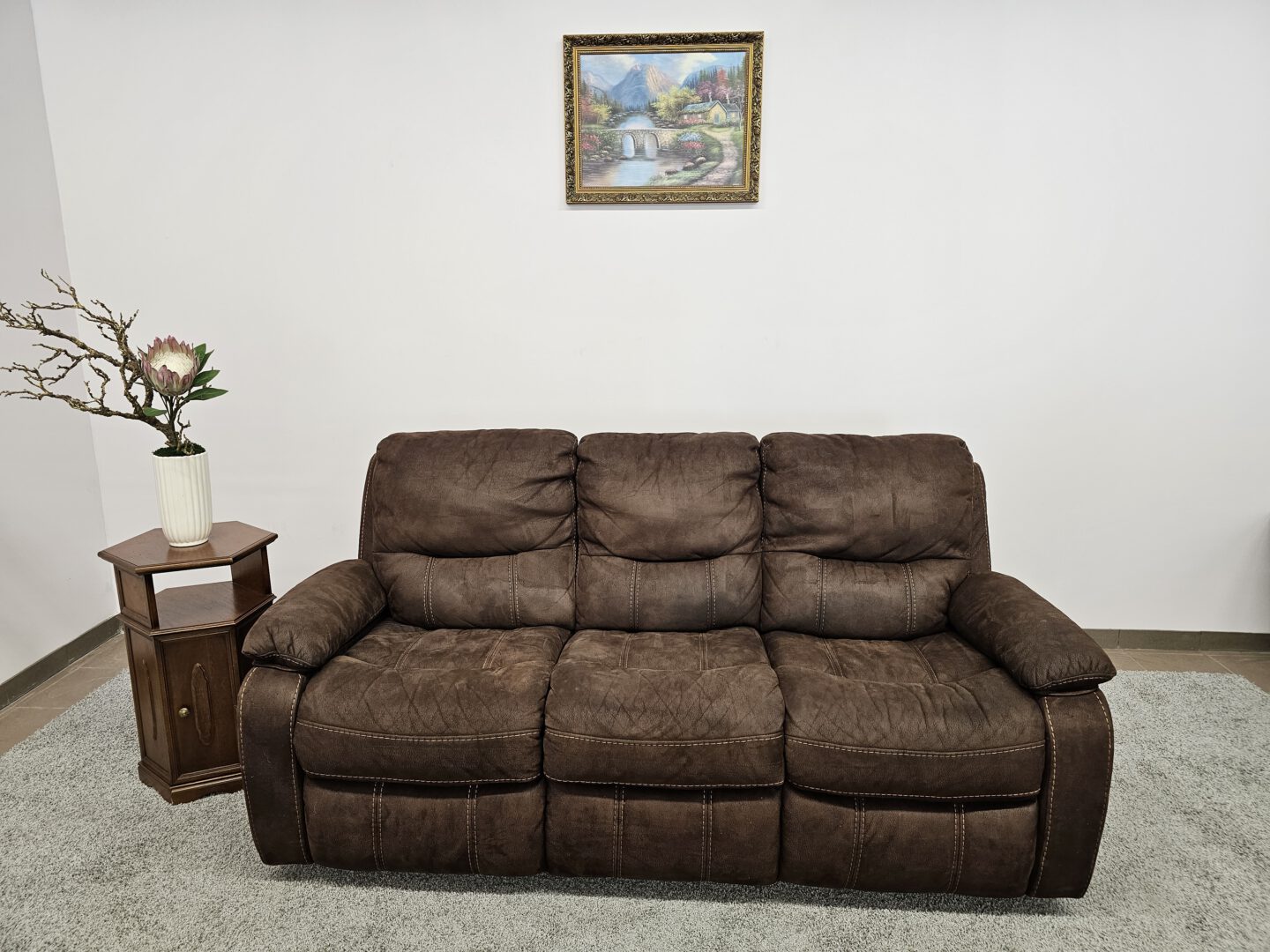 Verstos odos sofa su recliner funkcija