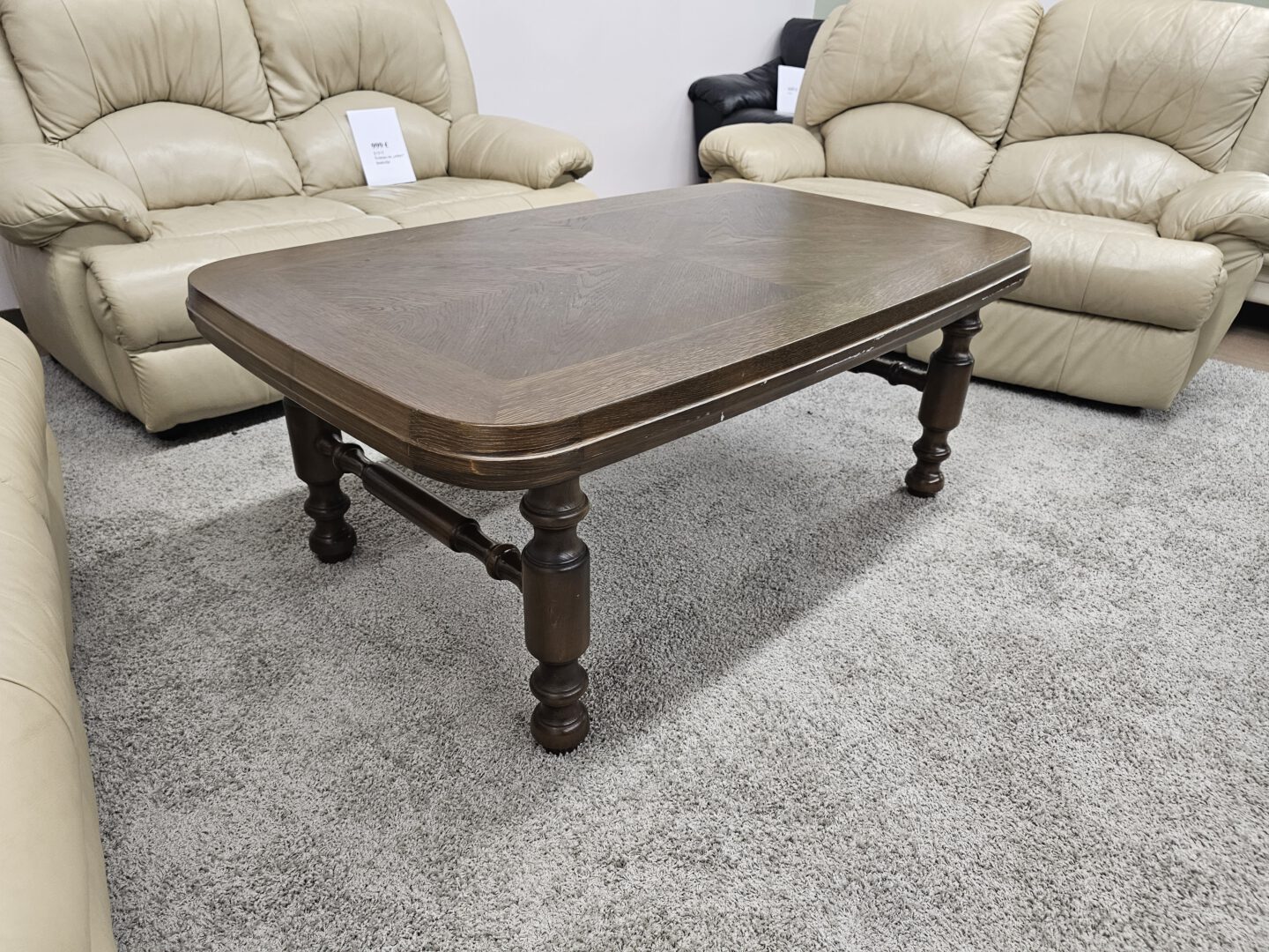 Medinis kavos staliukas