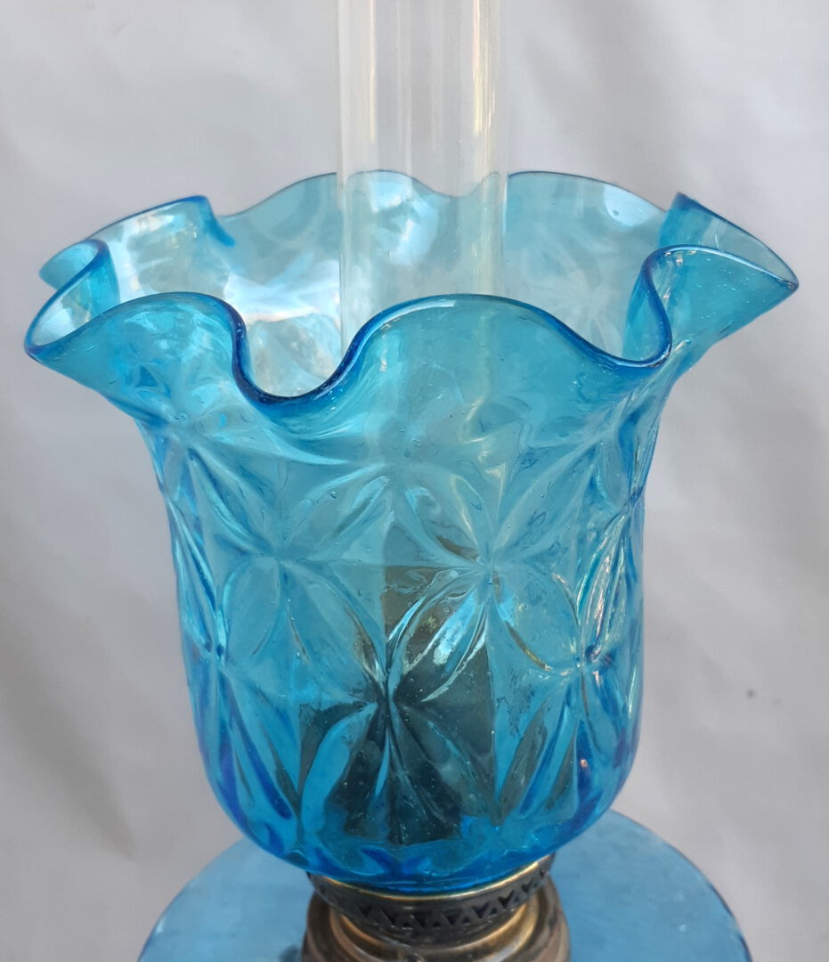 Prabangi antikvar. Žibalinė lempa,veikianti