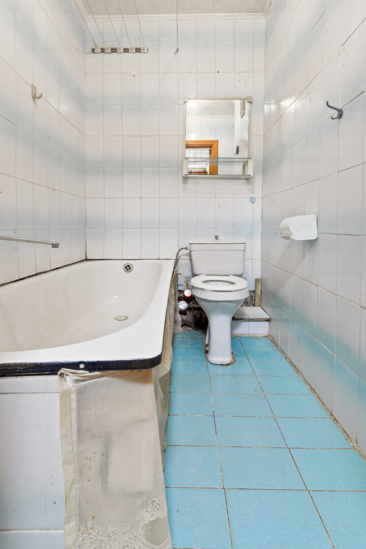 Parduodamas 1 kambario butas