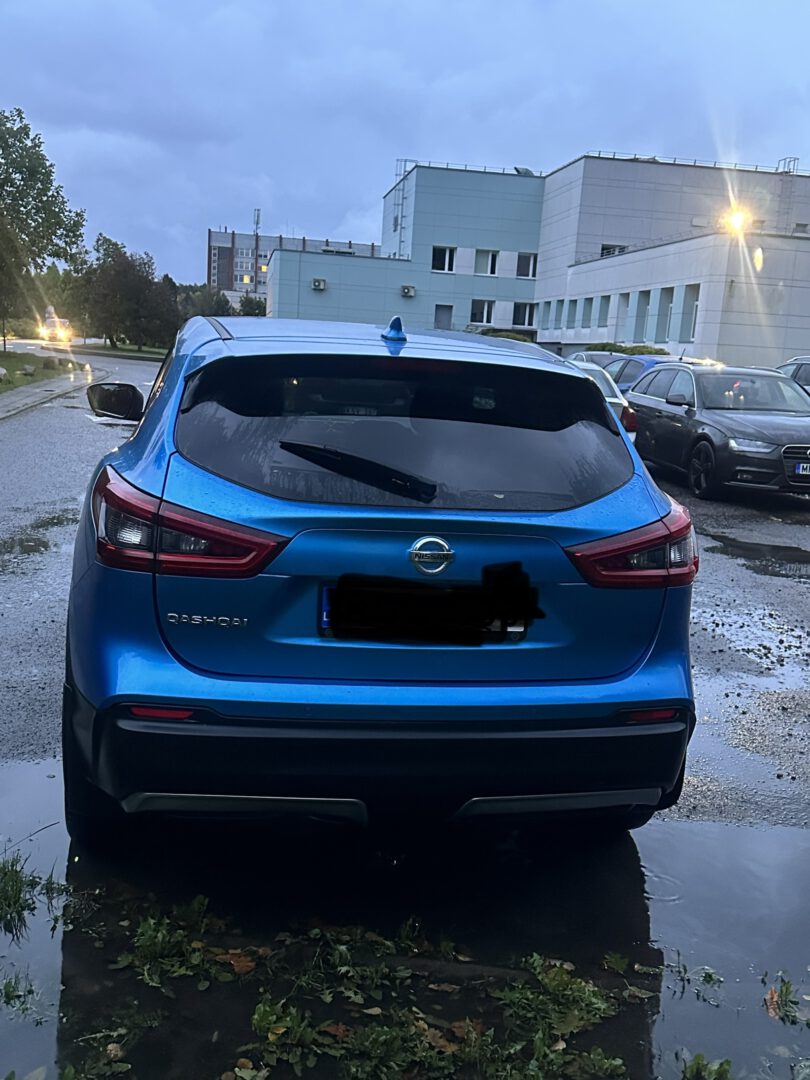 Parduodu automobilį