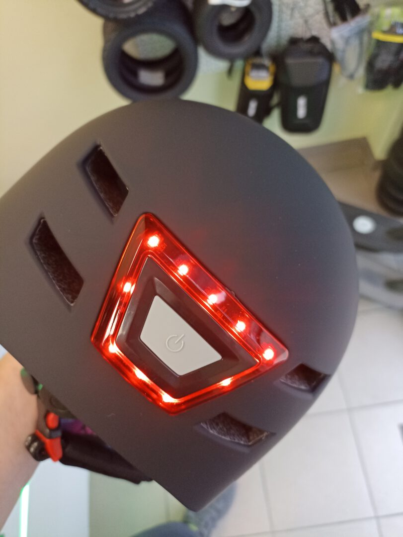 Xiaomi paspirtuko sparnas ir kitos dalys