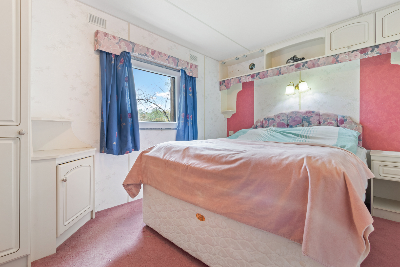 Parduodamas sodo namas prie miško