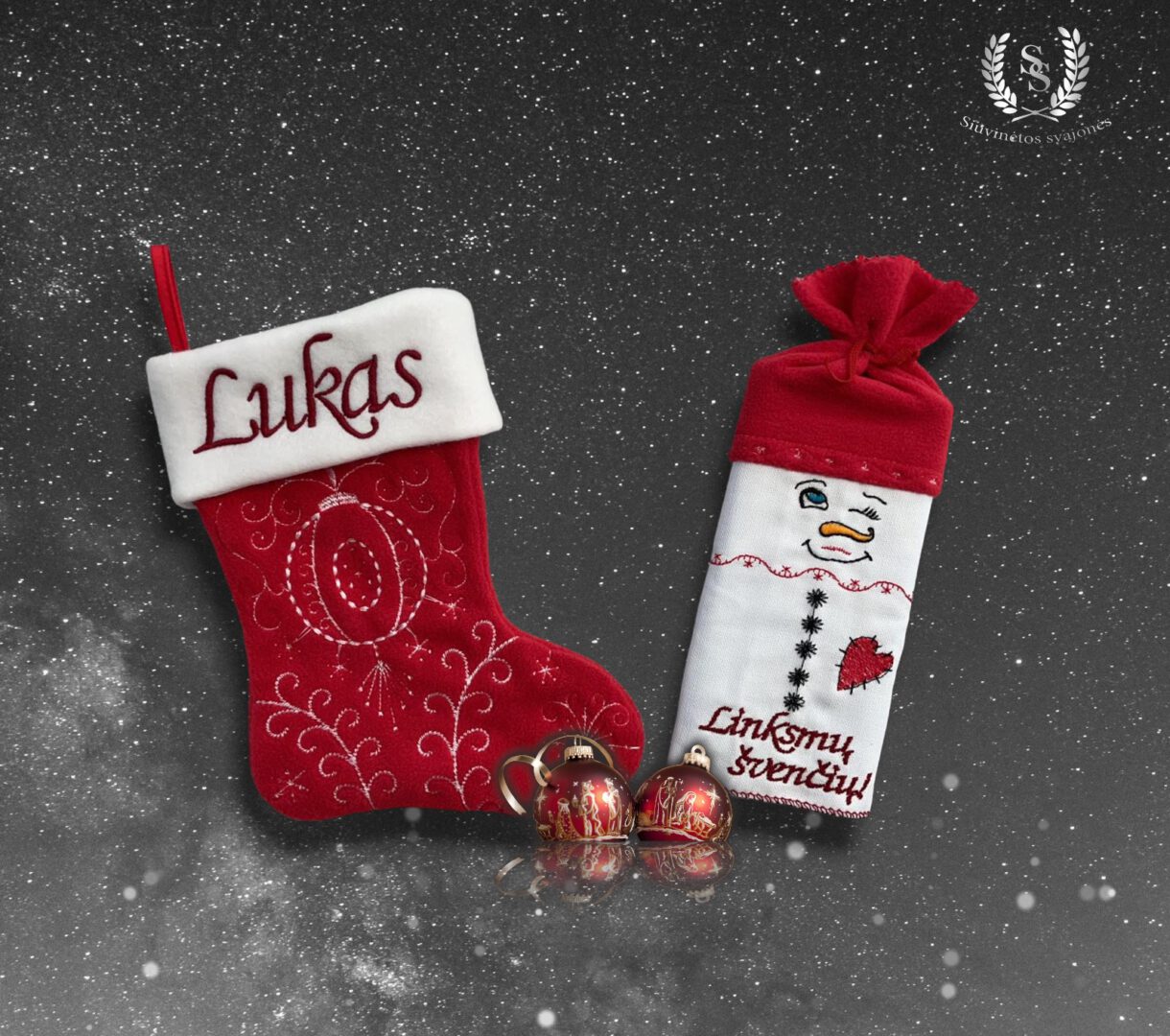 Siuvinėtos dovanos: rankšluosčiai, pagalvėlės, prijuostės, krepšiai ir kt.