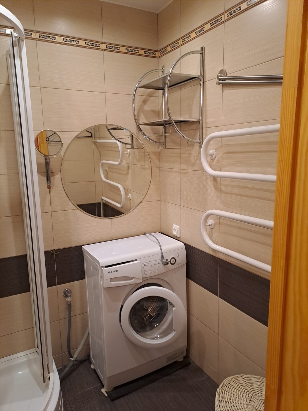 Dviejų kambarių buto nuoma, IV aukšte