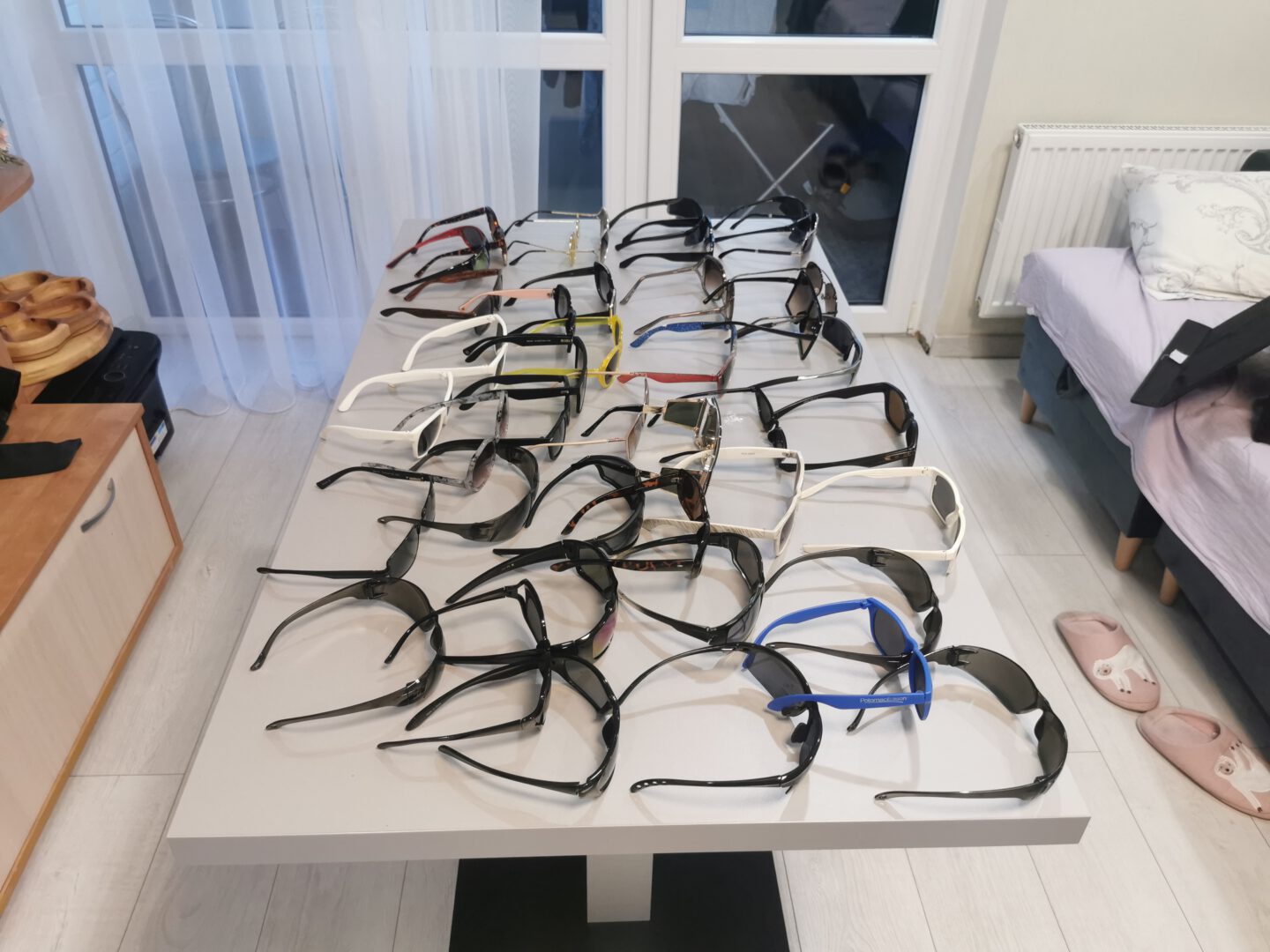 Saulės akiniai 45vnt