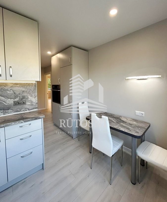 Parduodamas 3 kambarių butas Klaipėdoje