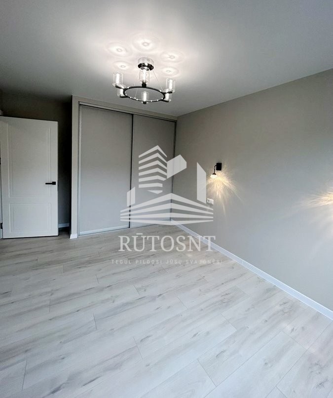 Parduodamas 3 kambarių butas Klaipėdoje