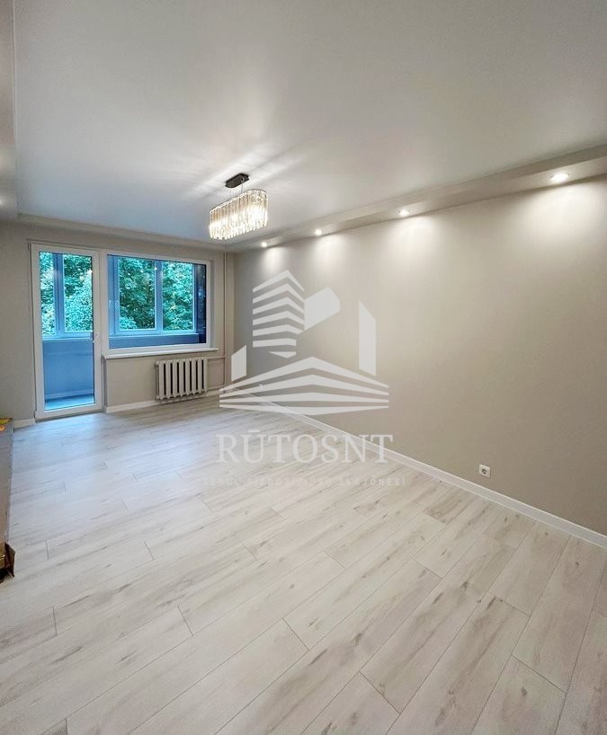 Parduodamas 3 kambarių butas Klaipėdoje