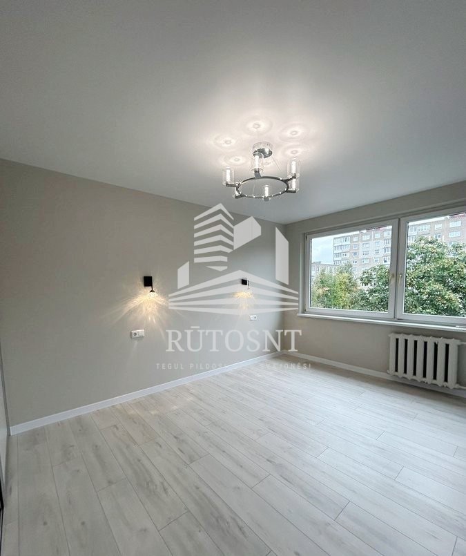 Parduodamas 3 kambarių butas Klaipėdoje