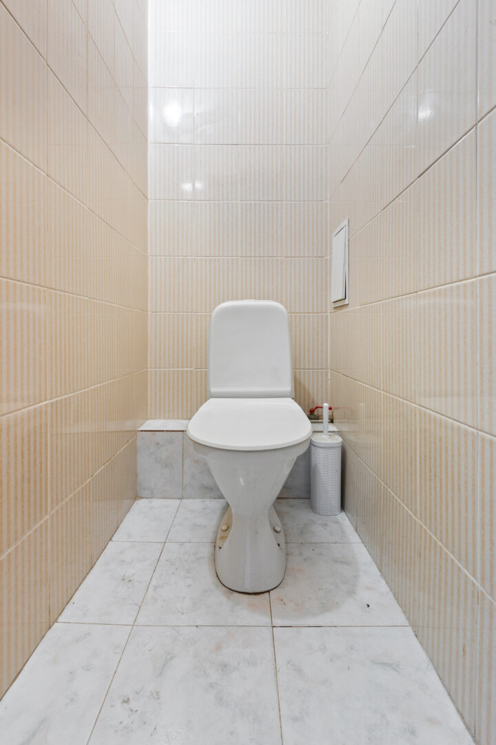 Parduodamas 2-iejų kambarių butas Nidos g., visiškai netoli Baltijos pr.