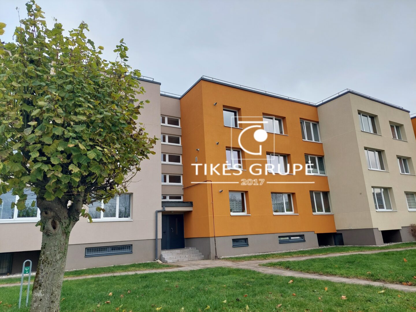 Renovuotame name parduodamas 4kamb.butas