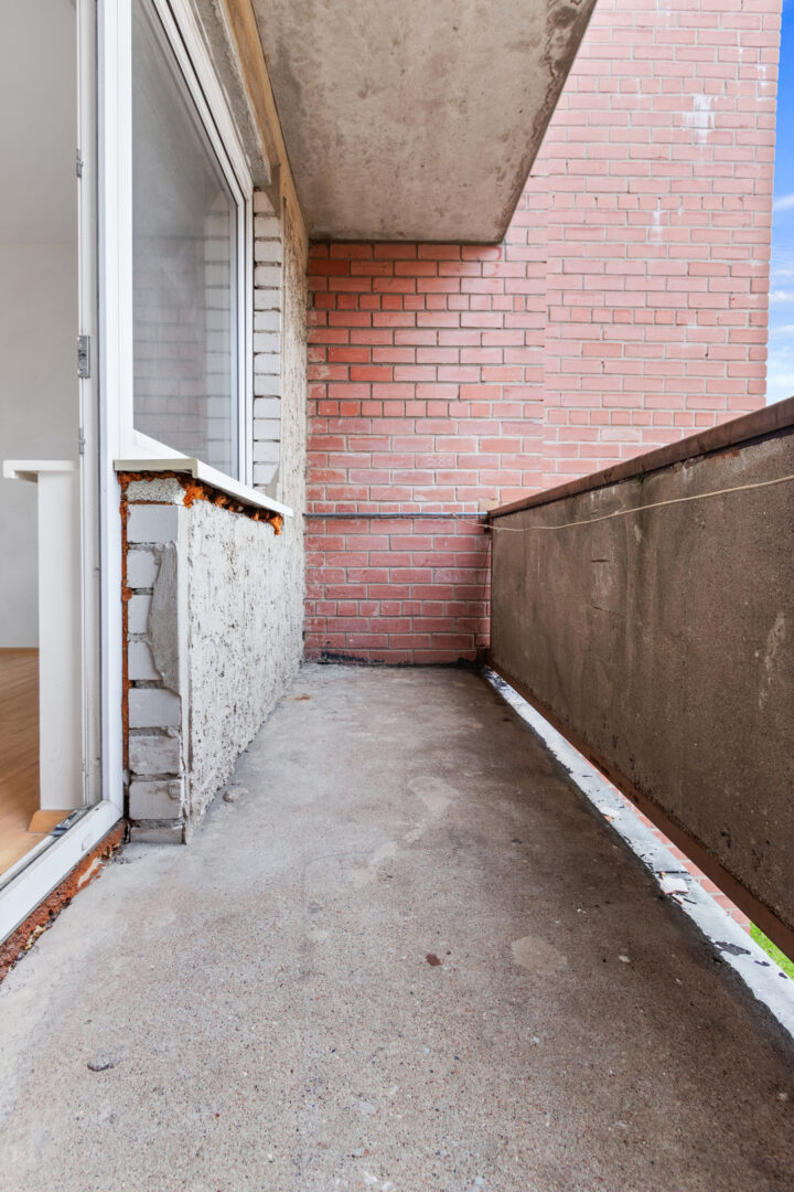 Parduodamas 2-iejų kambarių butas Nidos g., visiškai netoli Baltijos pr.