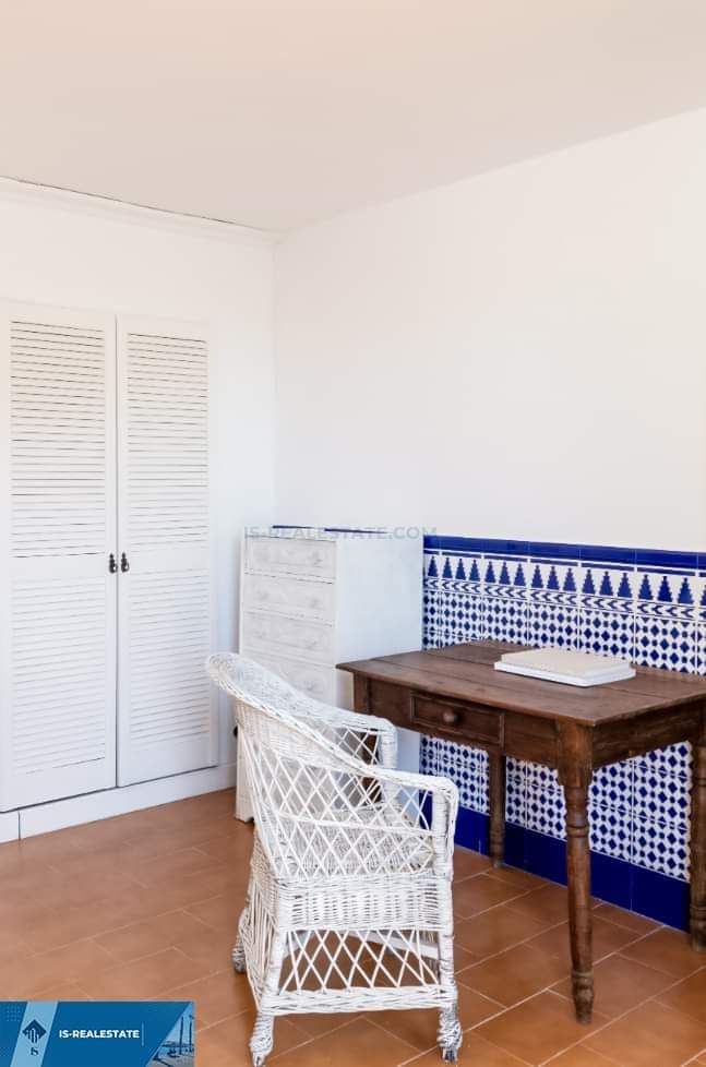 Parduodamas 4 kambarių namas su vaizdu į jūrą Ispanijoje, Malaga provincijoje, Nerja mieste.