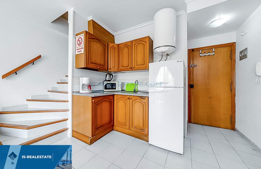 Parduodamas 3 kambarių, dviejų aukštų apartamentas, Ispanijoje