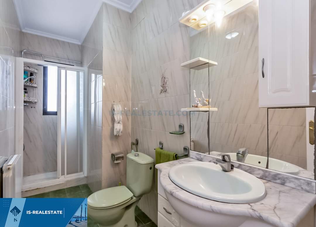 Parduodama 5 kambarių vila Ispanijoje