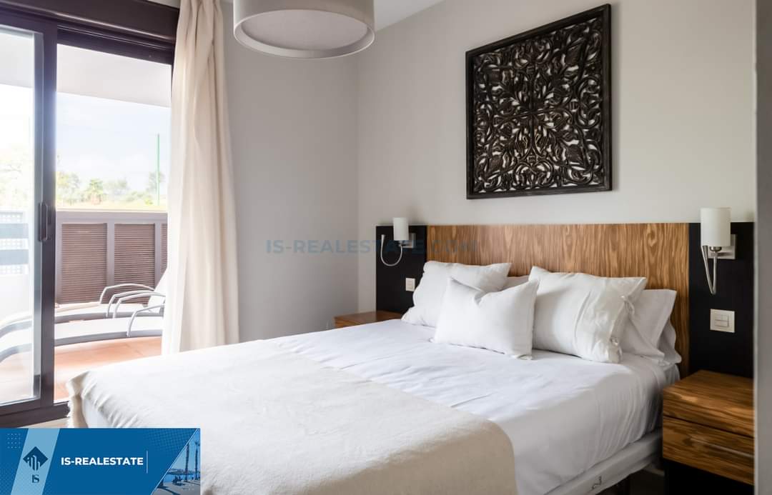 Parduodamas 3 kambarių apartamentas, Ispanijoje, Malaga provincijoje, Estepona mieste