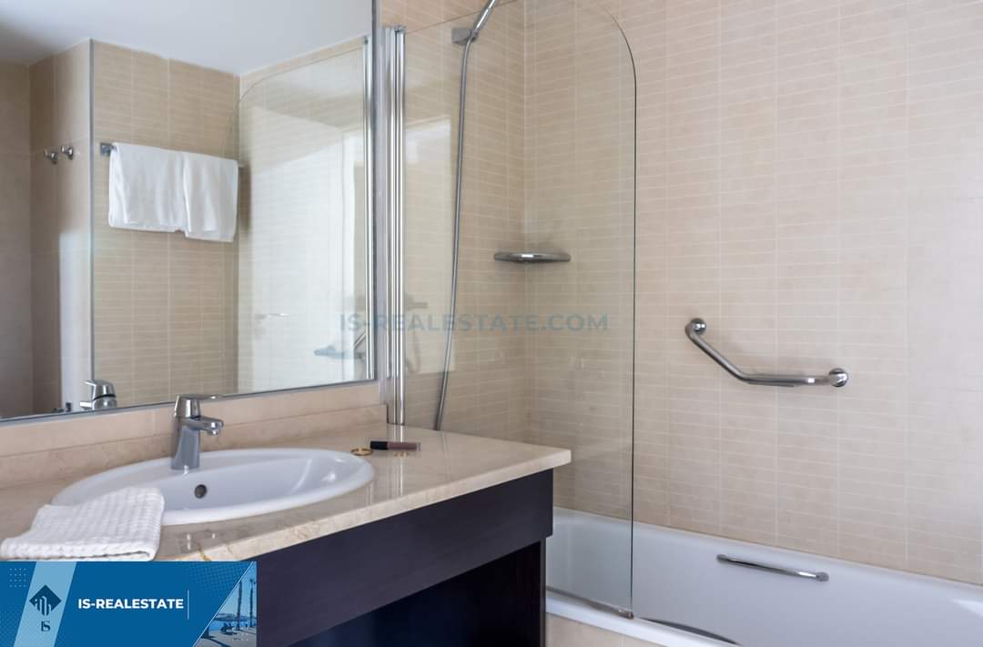 Parduodamas 3 kambarių apartamentas, Ispanijoje, Malaga provincijoje, Estepona mieste