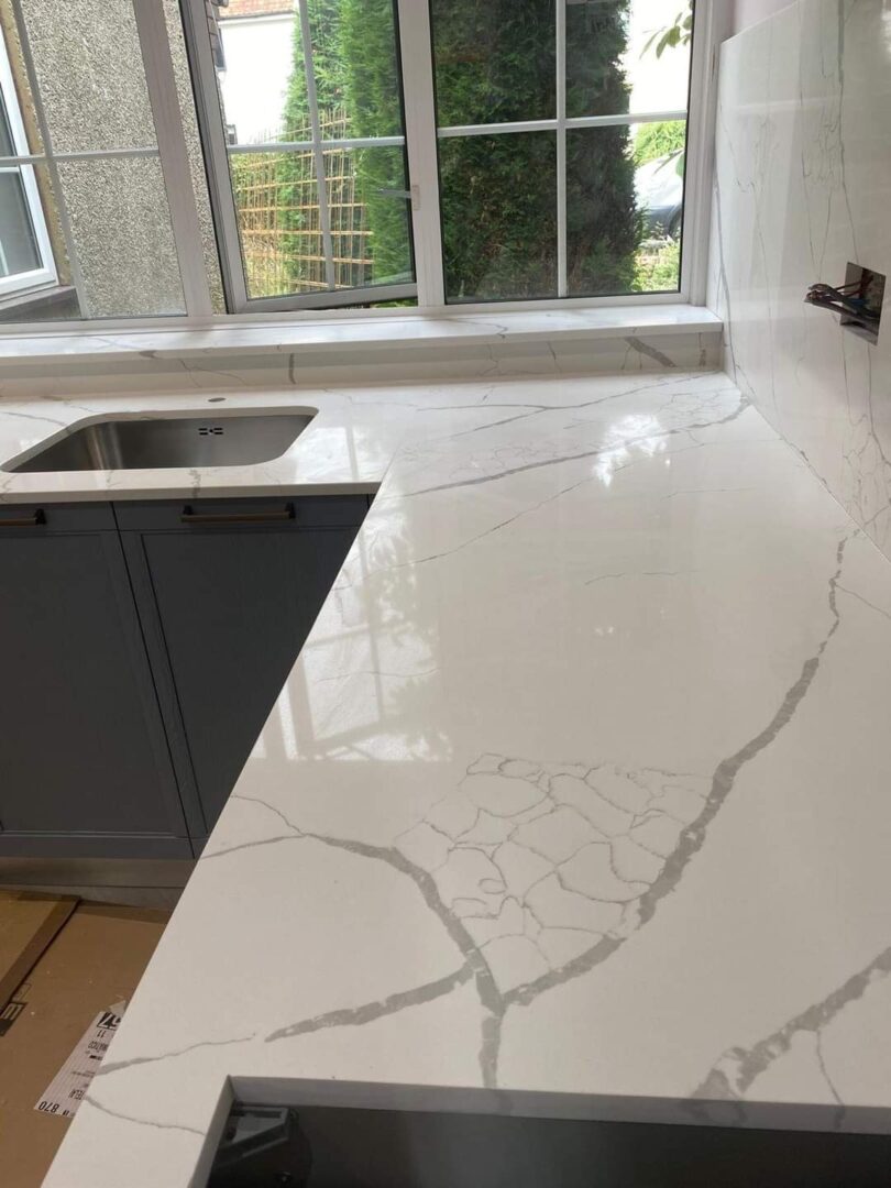 Kvarco Stalviršiai | Virtuviniai stalviršiai | Dirbtinio akmens stalviršiai |