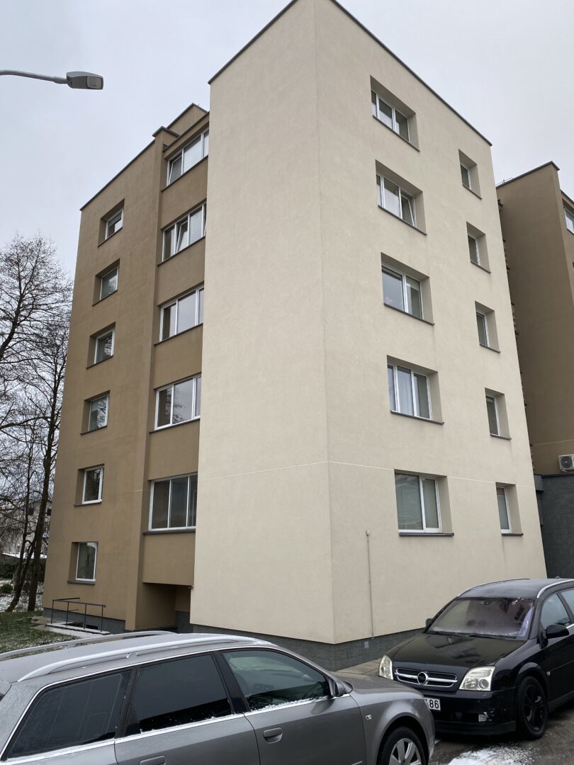 Parduodamas 2 kambarių butas Druskininkuose prie upelio