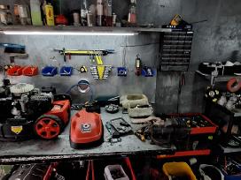 Profesionaliai taisome žemės ūkio technika, įrankius, stakles ir kitą.