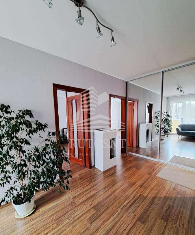 Parduodamas butas Laukininkų g.