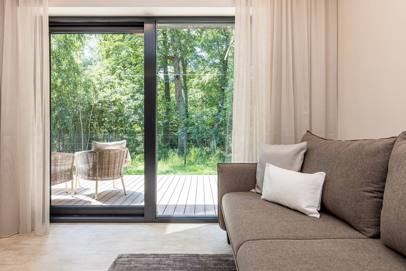 2 k. apartamentai su terasa prie jūros Palangoje