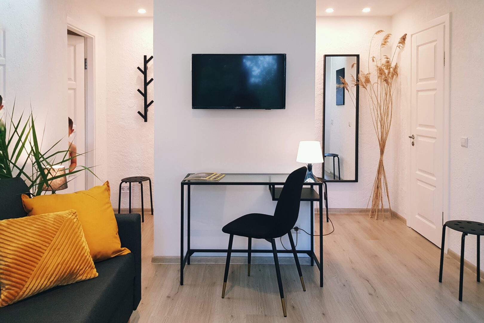 2 kambarių buto nuoma Klaipėdoje, Renovuotas namas, Be tarpininkų