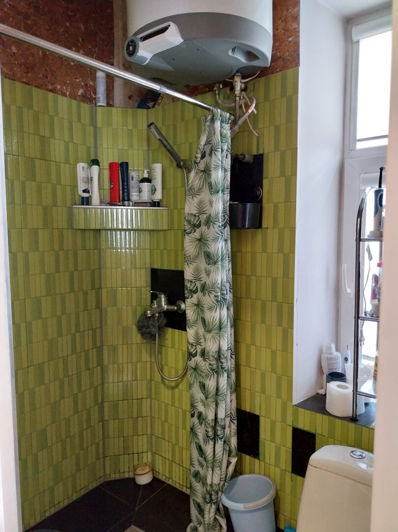 Parduodamas 1 kambario butas, Klaipėdos senamiestyje.