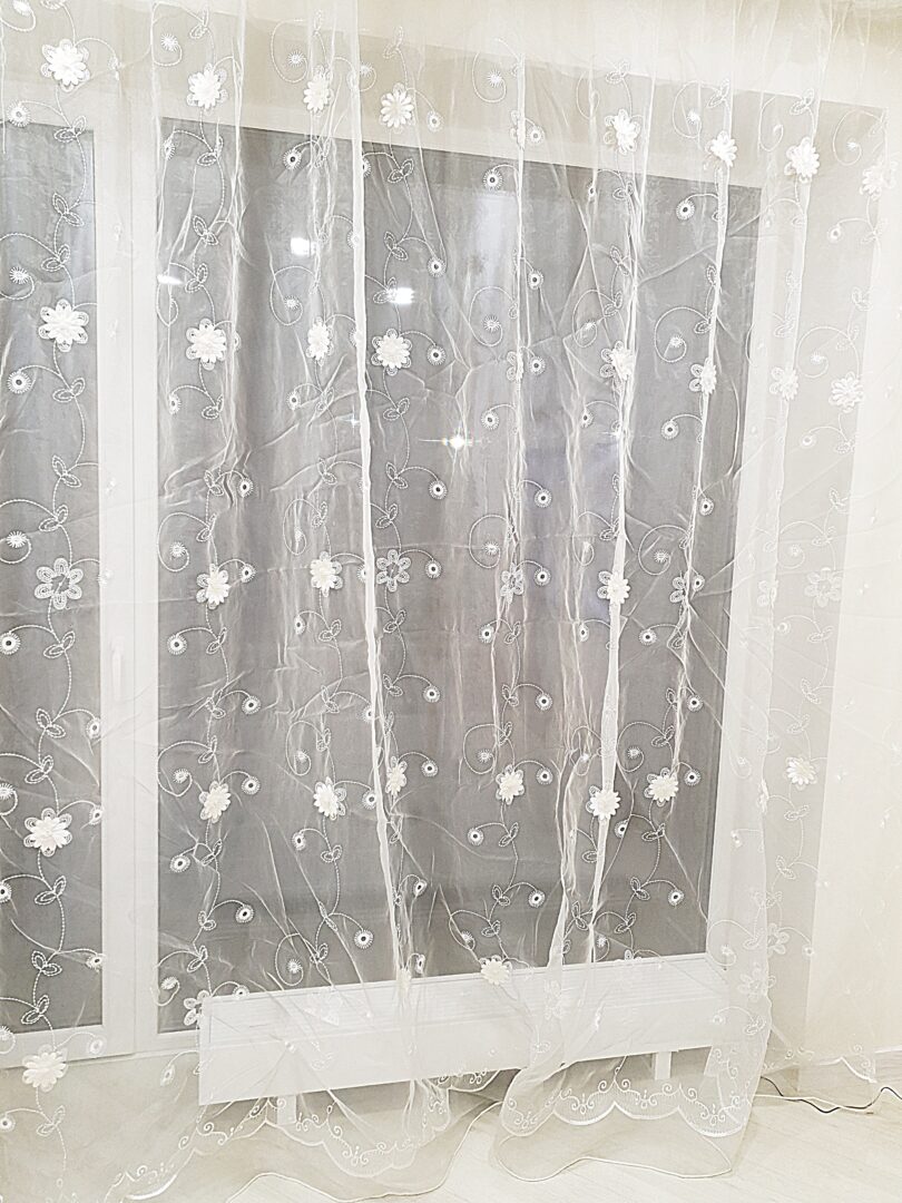 Parduodamos naudotos, itin gerame stovyje, užuolaidos