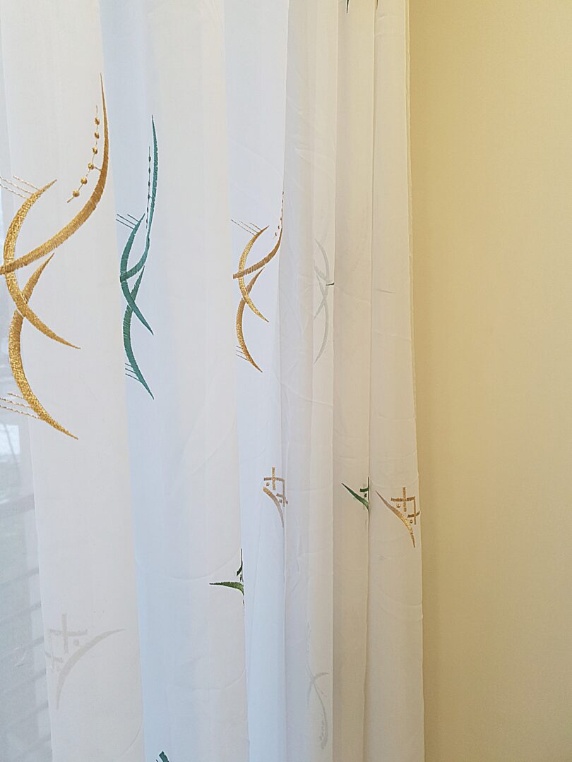 Parduodamos naudotos, itin gerame stovyje, užuolaidos