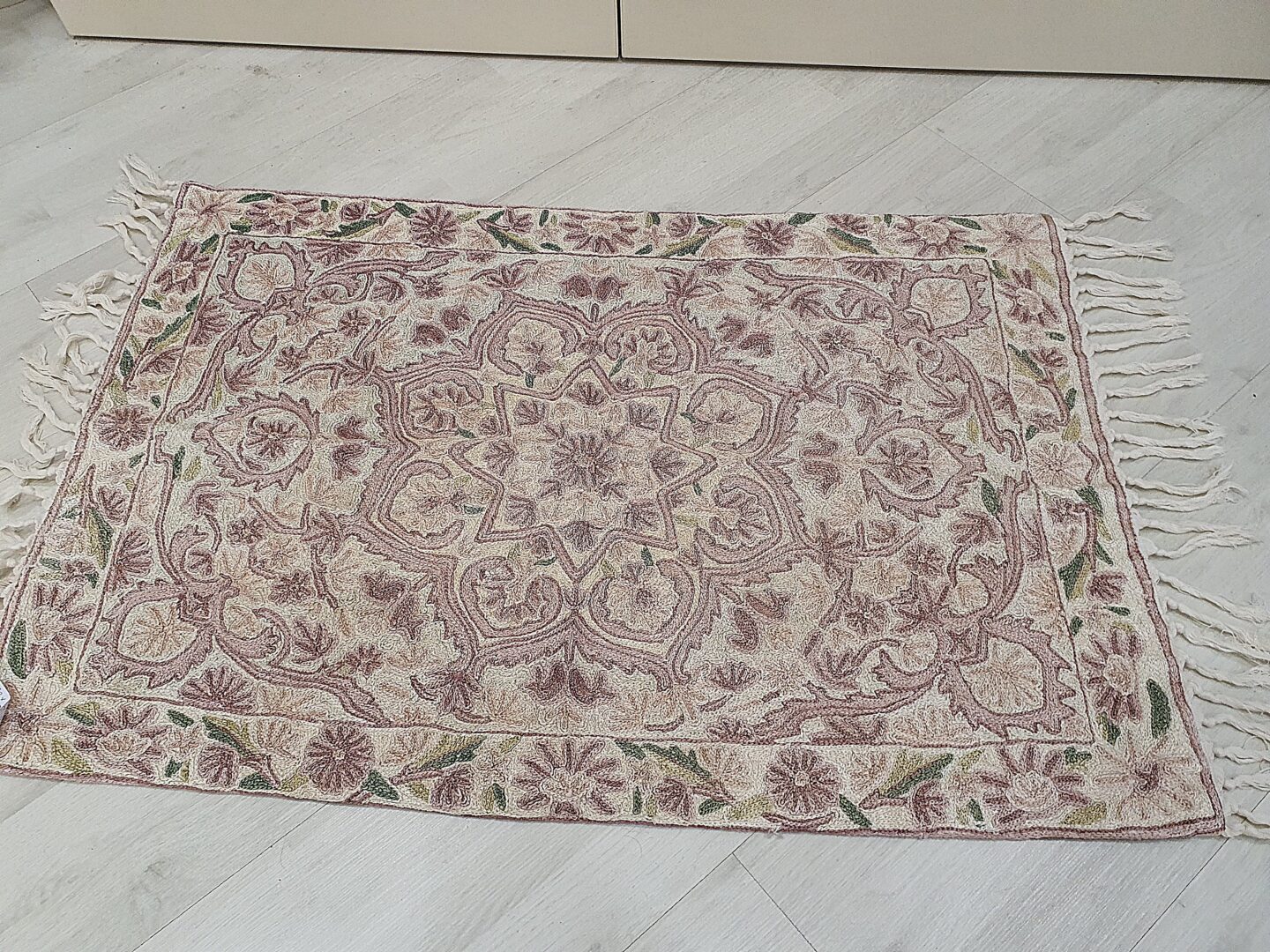 Parduodami naudoti, itin gerame stovyje kilimėliai, 