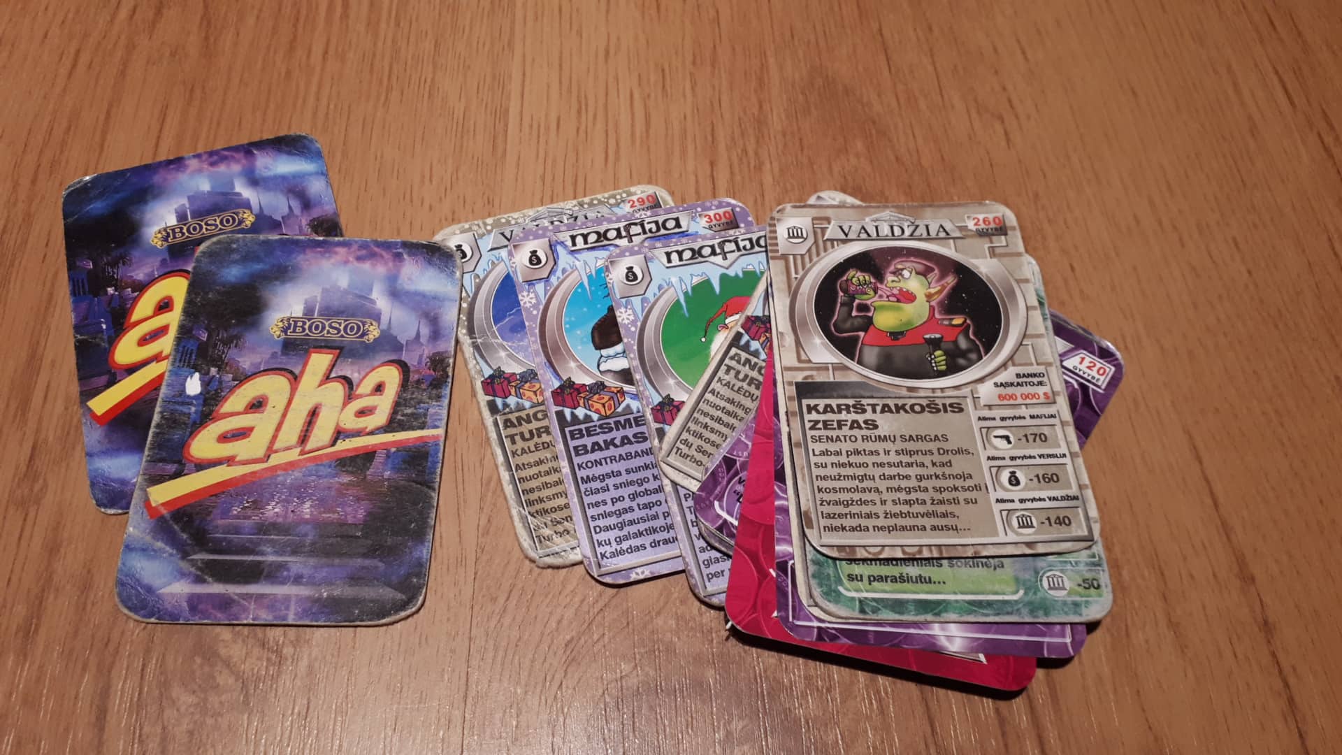 Flinto ir Aha planetos kortos