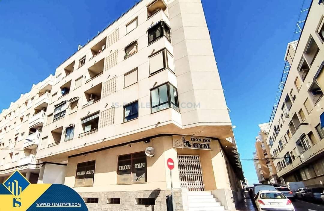 Parduodamas 2 kambarių apartamentas Ispanijoje