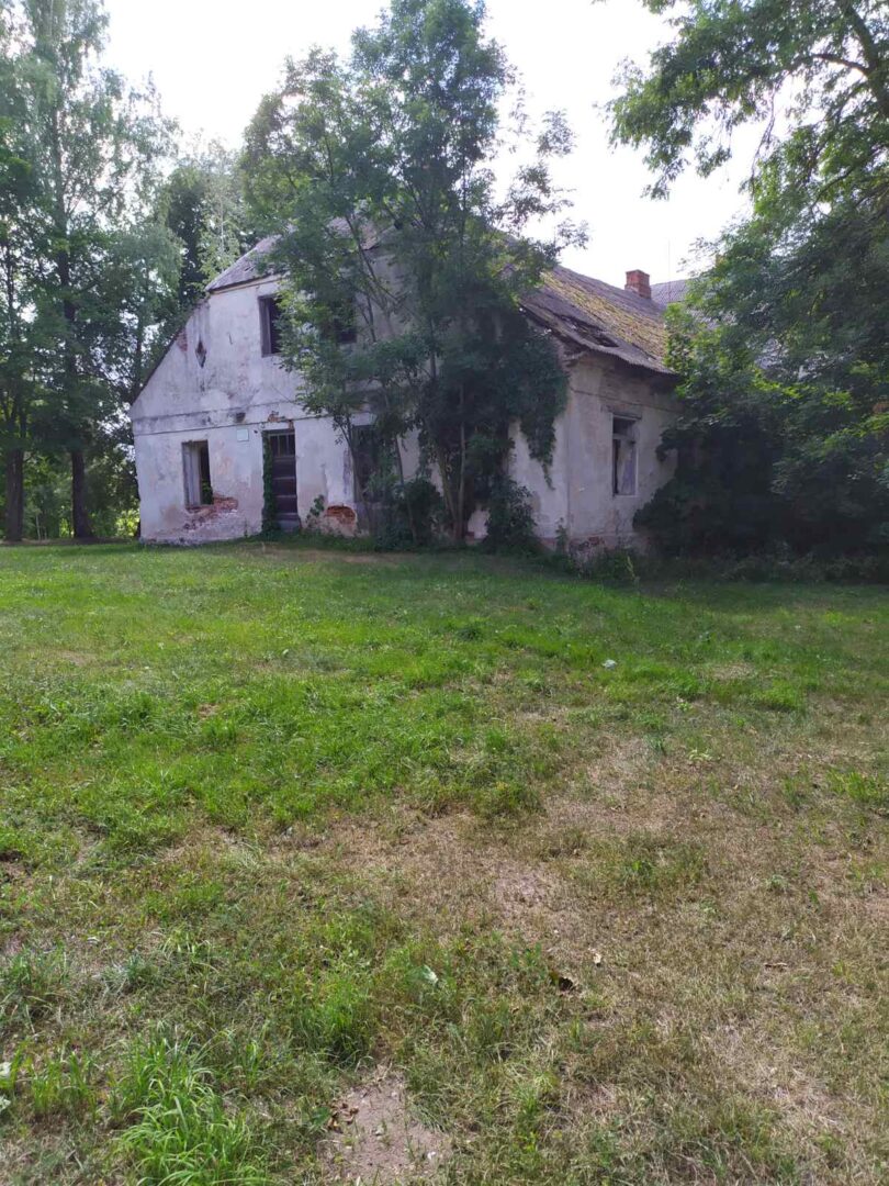 Parduodamas XVIII a. dvaras Vilkaviškio rajone