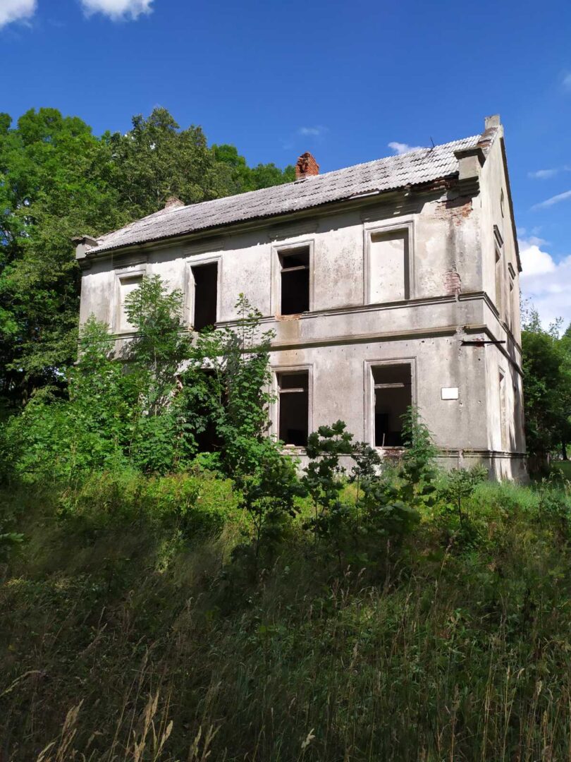 Parduodamas XVIII a. dvaras Vilkaviškio rajone